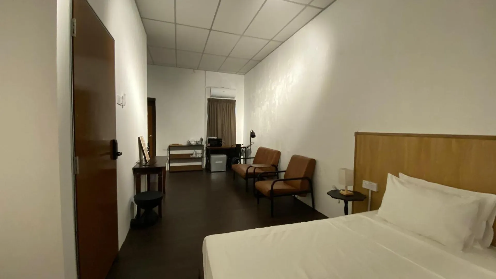 Chowrasta Suites By Aayu George Town Penang 0*,